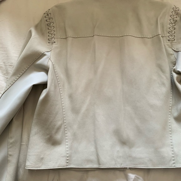 Leather jacket - Picture 3 of 6